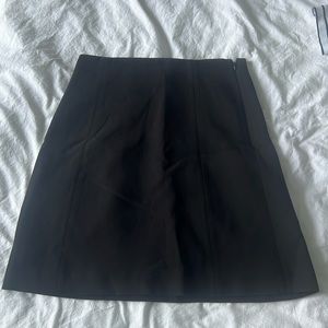 Babaton skirt - size 4